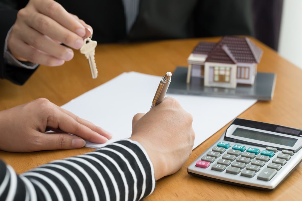 How to Plan Your Finances for Your First House Purchase